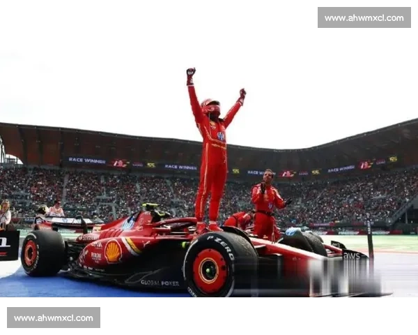 F1 加拿大站天台合影花絮曝光!拉塞尔携维斯塔潘上演 “空中对决” F1 加拿大站天台合影花絮曝光!拉塞尔携维斯塔潘上演 “空中对决”