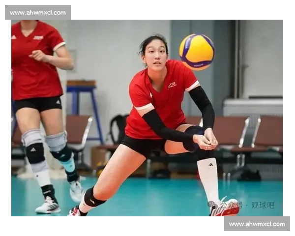 16 岁 1.93 米天才接应崛起!杨舒茗:中国女排新核或成朱婷式传奇 16 岁 1.93 米天才接应崛起!杨舒茗:中国女排新核或成朱婷式传奇