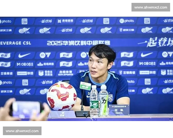 三镇主场鏖战逼平争冠热门 邓卓翔:足球的魅力在于永不言弃 三镇主场鏖战逼平争冠热门 邓卓翔:足球的魅力在于永不言弃